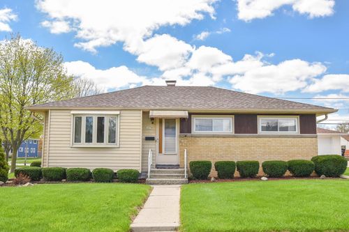 3877 E Van Eimeren Avenue, Cudahy, WI, 53110 | Card Image
