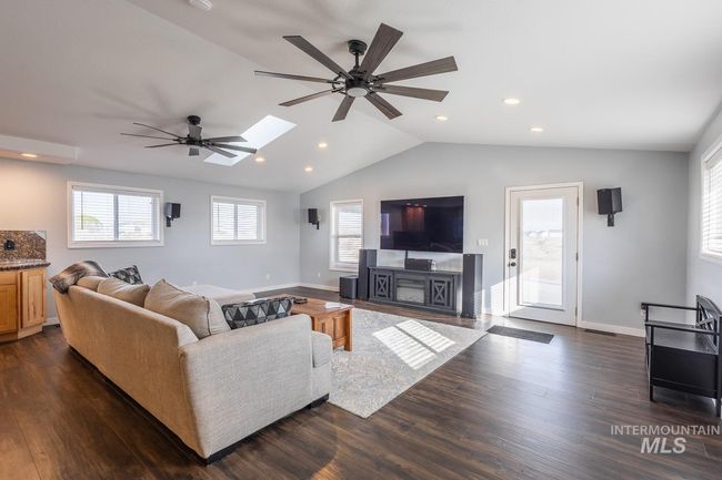 1300 N Big Tree Ln, House other with 4 bedrooms, 3 bathrooms and 4 parking in Kuna ID | Image 5