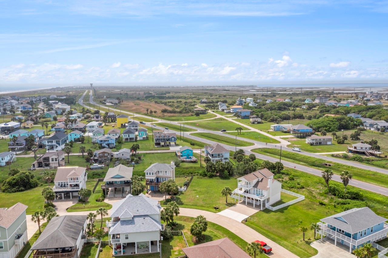 Land in Galveston 4