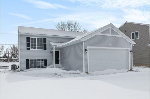 7986 Sierra Drive, Belding, MI, 48809 | Card Image