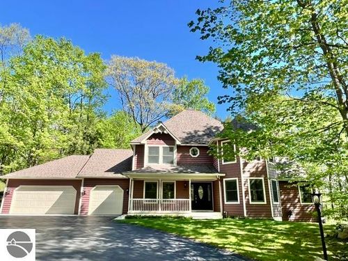 10057 E Leeward Shores Dr, Traverse City, MI, 49684-6818 | Card Image