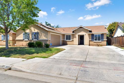 4573 E Burns Ave, Fresno, CA, 93706 | Card Image