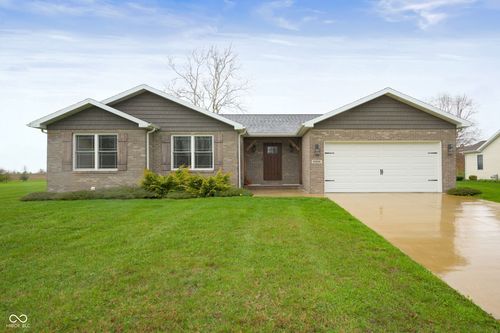8302 Ashford Ln, Muncie, IN, 47304-9501 | Card Image
