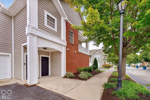 1296 Shadow Ridge Rd, Indianapolis, IN, 46280-2711 | Card Image