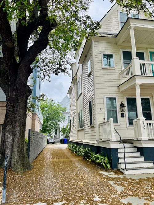 c-707 Meeting St, Charleston, SC, 29403-3879 | Card Image