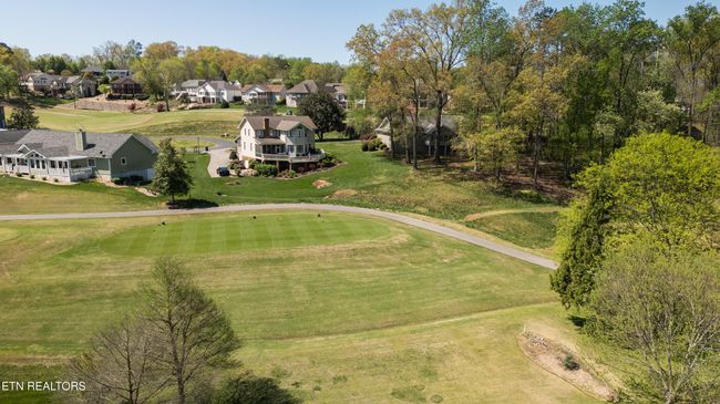 304 Chuniloti Cir, House other with 3 bedrooms, 3 bathrooms and null parking in Loudon TN | Image 6