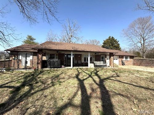27409 Missouri Dr, Lebanon, MO, 65536-6747 | Card Image