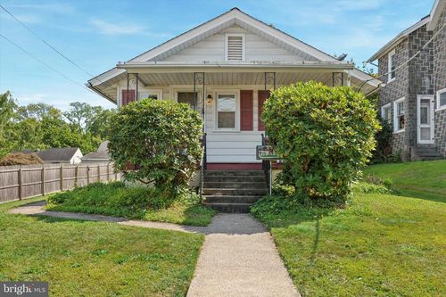 333 S 4th St, PERKASIE, PA, 18944-1821 | Card Image