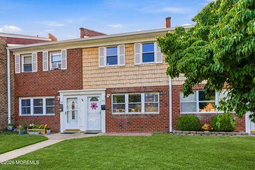 54 Briar Mills Dr, Brick, NJ, 08724-1436 | Card Image