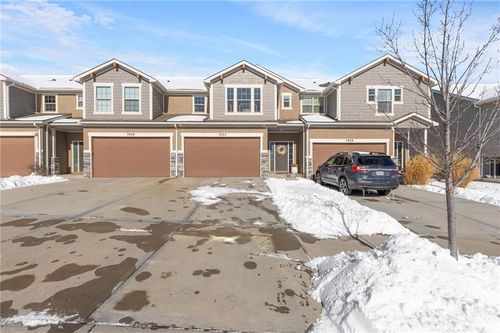 7422 Grand Slam St, Parkville, MO, 64152-8771 | Card Image