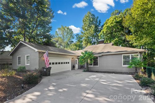 18 Shipmaster Ct, Lake Wylie, SC, 29710-8802 | Card Image