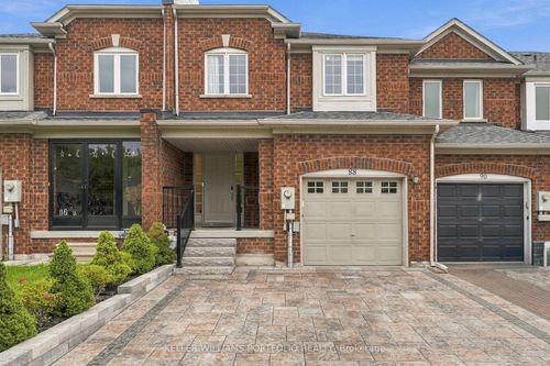 88 Matteo David Dr, Richmond Hill, ON, L4S2S9 | Card Image