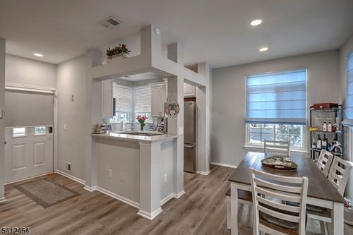 55 Wentworth Rd, Bedminster, NJ, 07921-2008 | Card Image