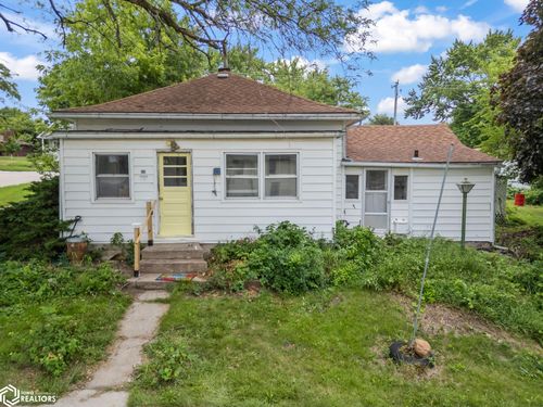 311 4th St E, Riverside, IA, 52327-7747 | Card Image