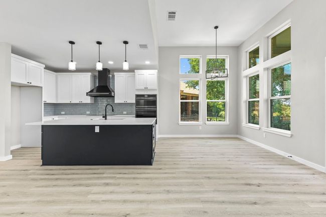 210 Las Colinas Dr, House other with 4 bedrooms, 4 bathrooms and 5 parking in Georgetown TX | Image 13