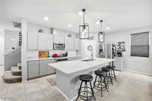 9742 W Meranto Ave, Las Vegas, NV, 89178-6309 | Card Image