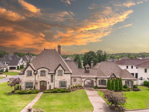 1 Orle Cir, Little Rock, AR, 72223-8928 | Card Image