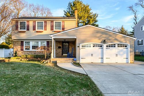 25 W Split Rock Drive, Cherry Hill, NJ, 08003 | Card Image