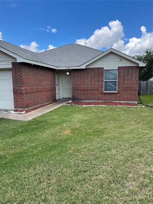 7554 Rice Ln, Dallas, TX, 75241-4426 | Card Image