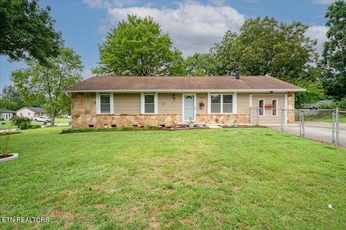 1101 Jarrett Ln, Knoxville, TN, 37923-1745 | Card Image