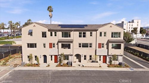 b-10728 Golden Koi, El Monte, CA, 91731-2873 | Card Image