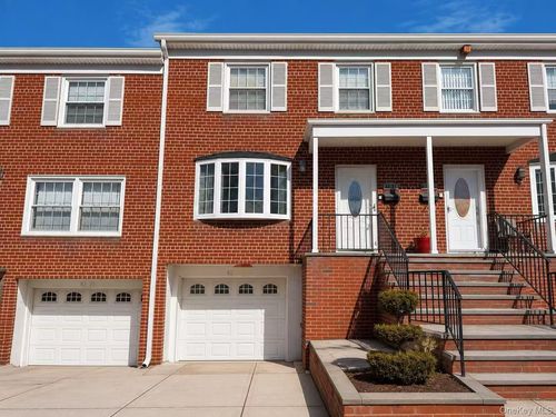 6337 Douglaston Pkwy, Little Neck, NY, 11362-1506 | Card Image