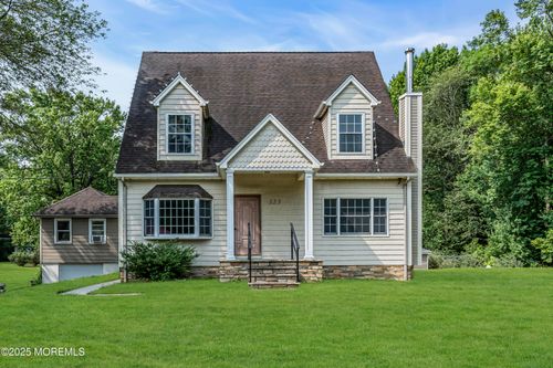 123 Freehold Rd, Manalapan, NJ, 07726 | Card Image