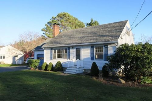 524 Wallis Rd, Rye, NH, 03870-2244 | Card Image