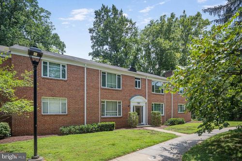 m-202-10307 Montrose Ave, BETHESDA, MD, 20814-4152 | Card Image