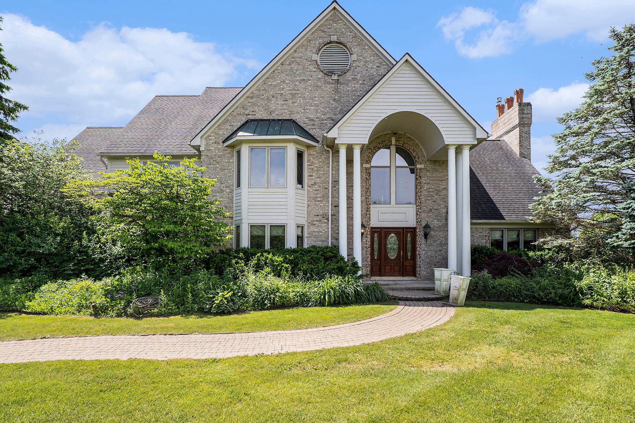 Buell Rd, Oakland, MI 48363
