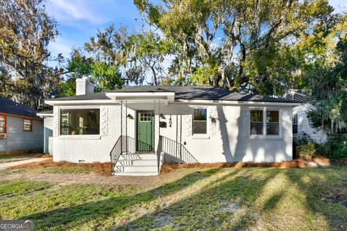1404 E 40th St, Savannah, GA, 31404-3524 | Card Image