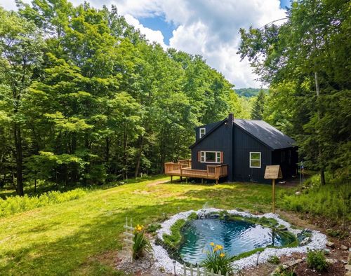 37 Wright Rd, Ludlow, VT, 05149-9501 | Card Image