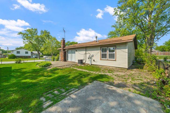 17433 Appletree Dr, House other with 3 bedrooms, 1 bathrooms and 6 parking in Hazel Crest IL | Image 23