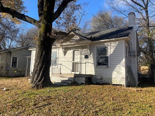 237 13th St Ne, Paris, TX, 75460-4613 | Card Image