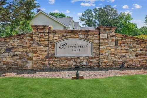 2085 Brook Meadow Dr, Alpharetta, GA, 30005-8311 | Card Image