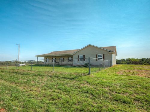 34061 Marinia Del Rae, Anadarko, OK, 73005-6037 | Card Image