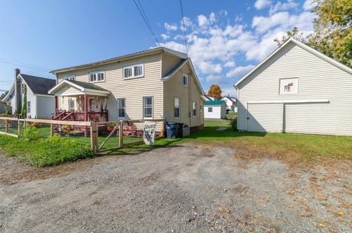 1 Prospect St, Orleans, VT, 05860-1115 | Card Image