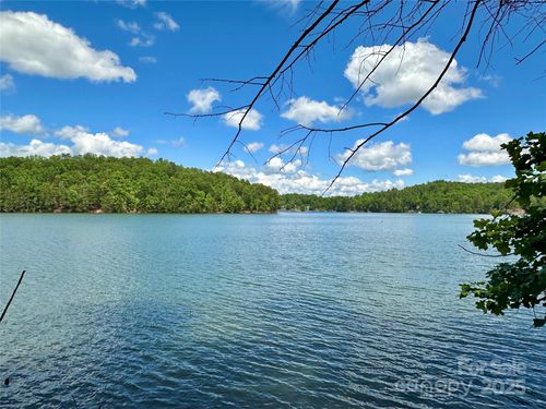 544 Harborside Dr, Nebo, NC, 28761-6413 | Card Image
