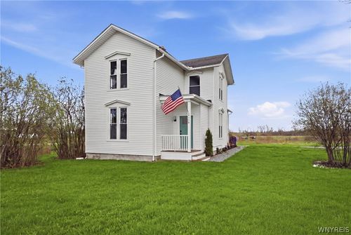 4350 Mapleton Rd, Lockport, NY, 14094-9652 | Card Image