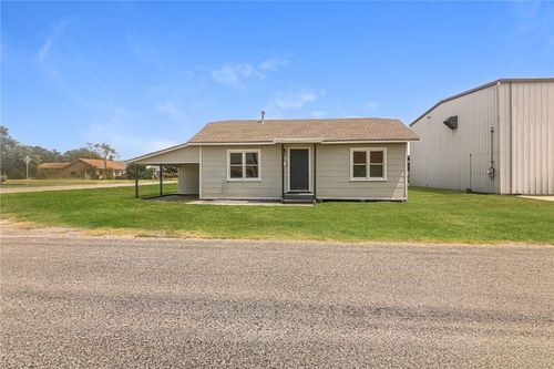 716 8th St, Portland, TX, 78374-2026 | Card Image