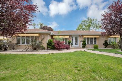 1193 S River Road, House other with 3 bedrooms, 3 bathrooms and 2 parking in Des Plaines IL | Image 1