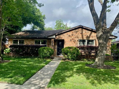 1603 Fawnhope Dr, Houston, TX, 77008-3022 | Card Image