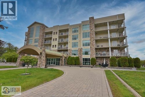 305-34 Boblo Island Blvd, Amherstburg, ON, N9V0C4 | Card Image