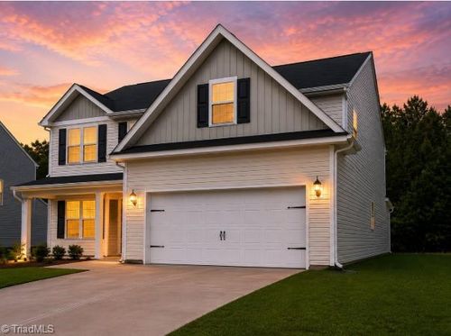 215 Kendall Dr, Winston Salem, NC, 27107-6890 | Card Image