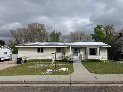 530 Juniper St, Green River, WY, 82935-4947 | Card Image