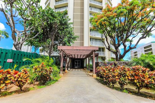 1612-750 Amana Street, Honolulu, HI, 96814 | Card Image