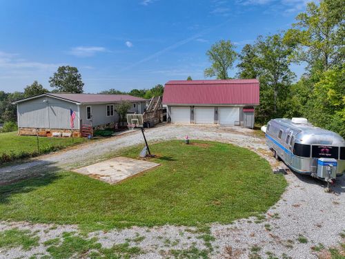 909 Reagan Valley, Tellico Plains, TN, 37385 | Card Image