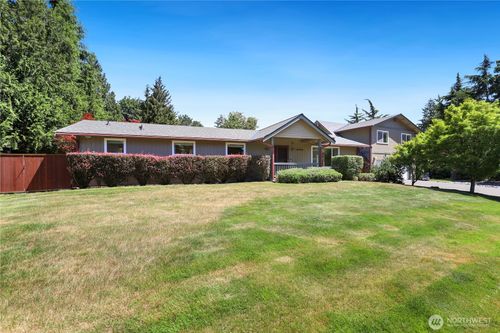 13422 170th Ave Se, Renton, WA, 98059-7012 | Card Image