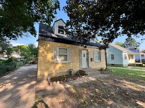 1619 Evergreen St, Rockford, IL, 61101-4231 | Card Image