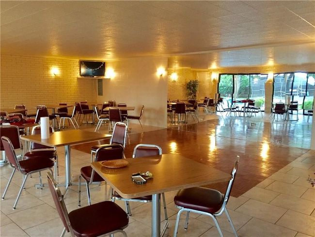 pool house dance floor | Image 18